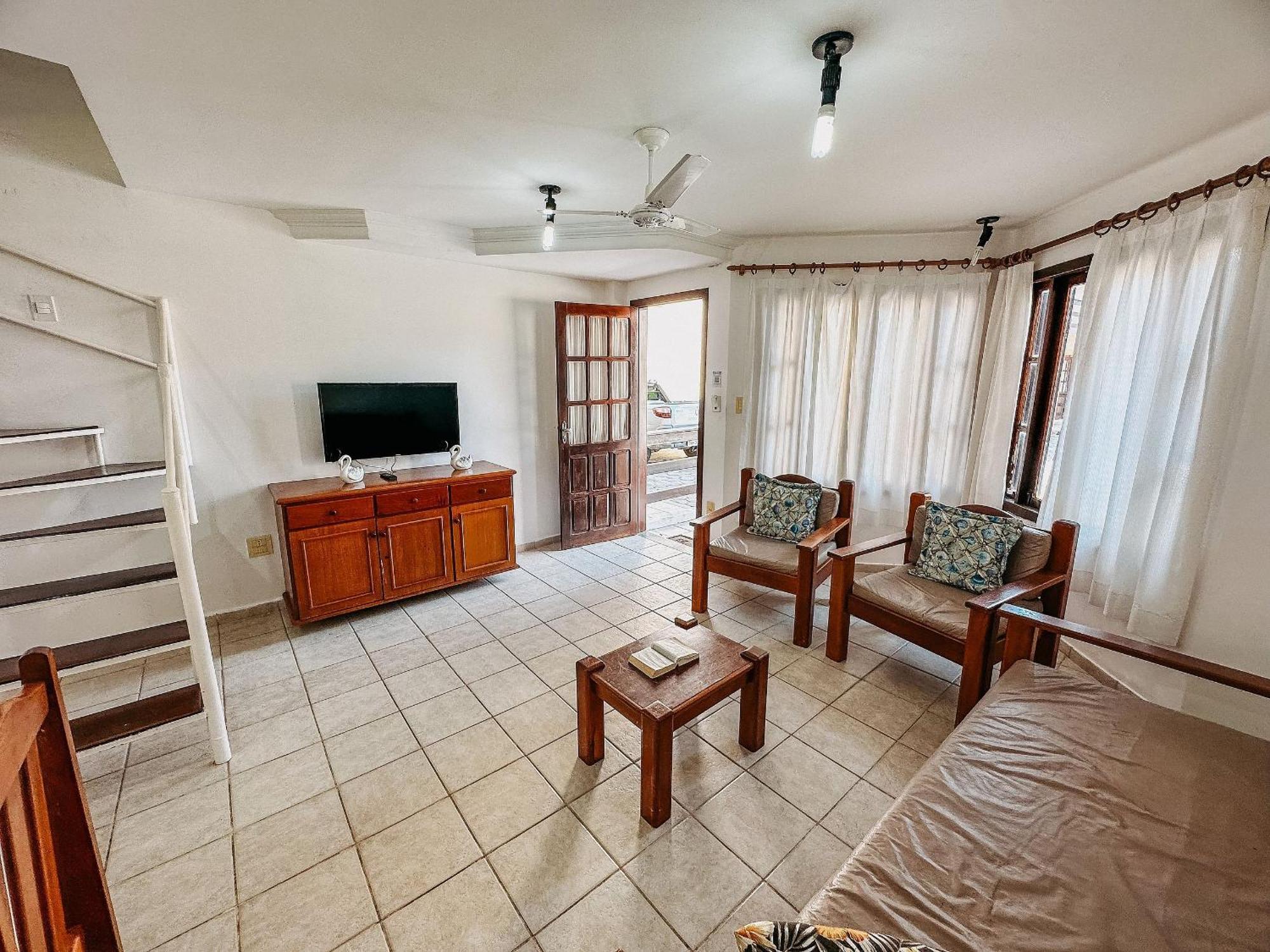 Casa de férias Taperapua Beachfront Suites: Axe Moi's Private Bbq & Pool Retreat Porto Seguro